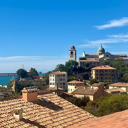 Domus Mirabilis Panzió