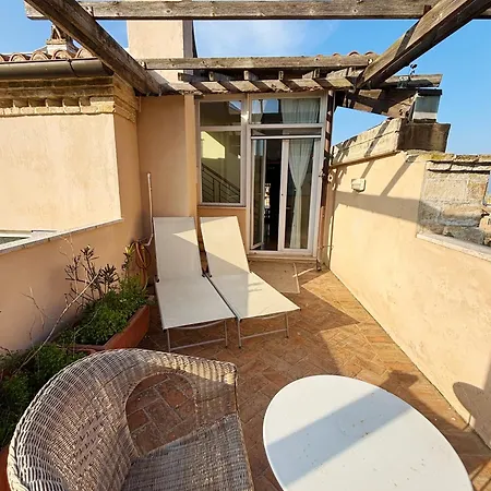 Panzió Domus Mirabilis Ancona