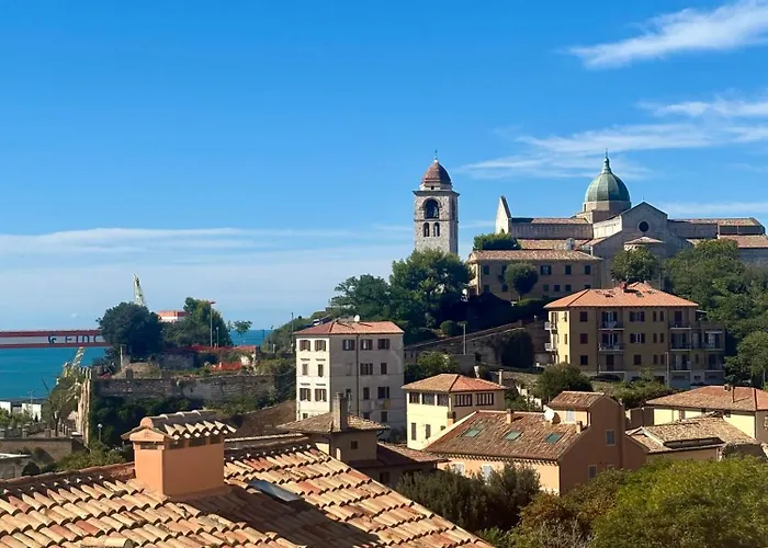 Domus Mirabilis Bed and breakfast