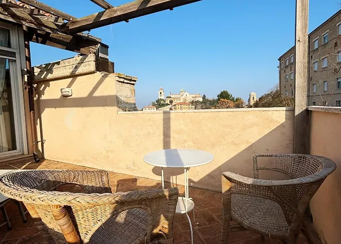 Bed and breakfast Domus Mirabilis 3*