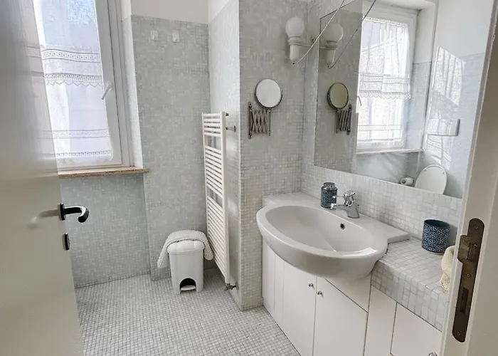 Domus Mirabilis Bed and breakfast