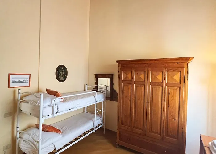 Bed and breakfast Domus Mirabilis 3*